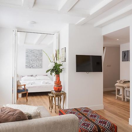 House Of Arts - City Centre Apartment อัมสเตอร์ดัม ภายนอก รูปภาพ