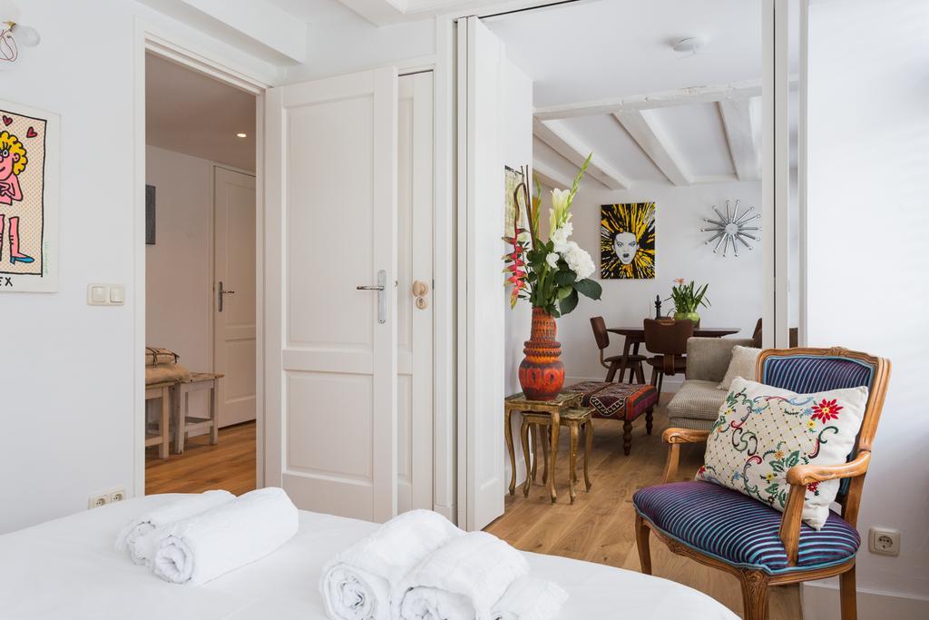House Of Arts - City Centre Apartment อัมสเตอร์ดัม ภายนอก รูปภาพ